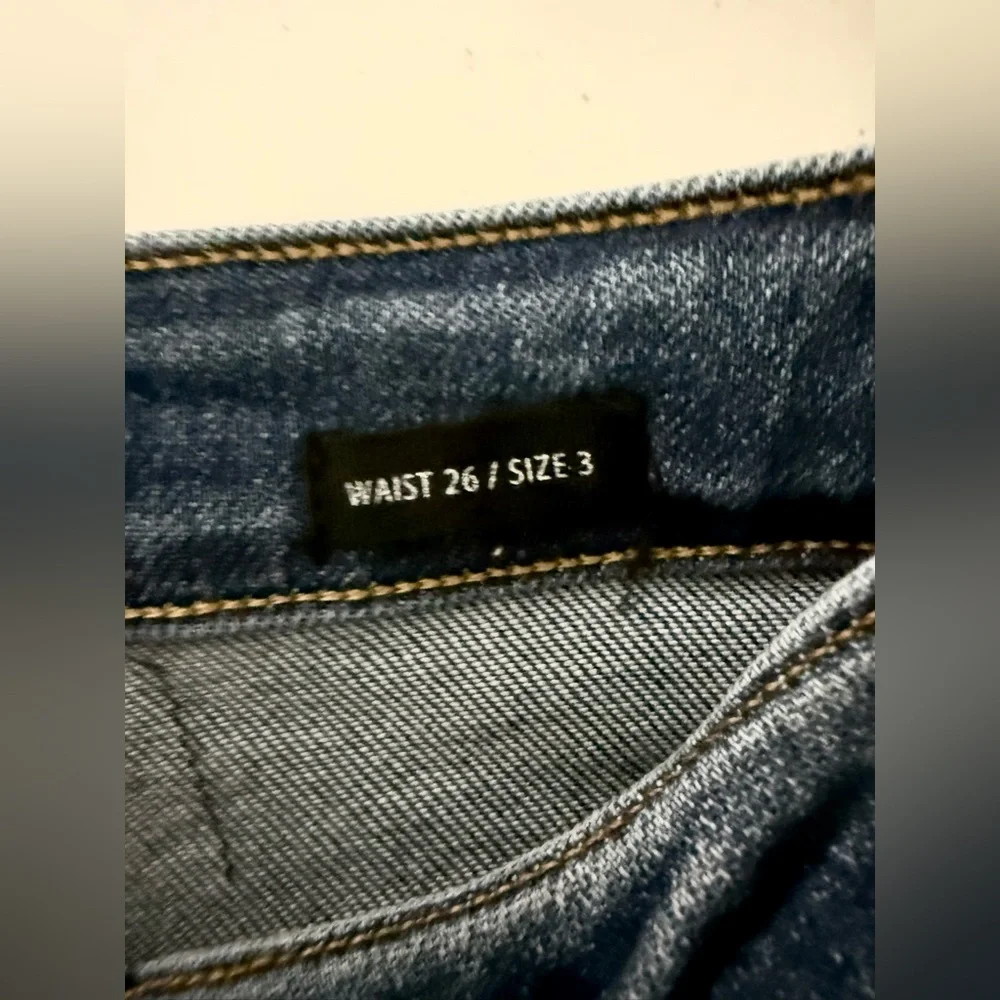 Risen Betty High Rise Button Fly Raw Hem Skinny Straight Leg Jeans Size 3 - Picture 10 of 12